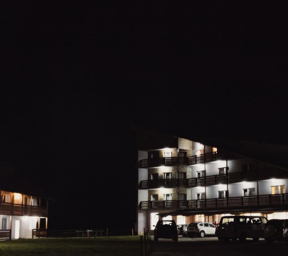 Perla Apusenilor Hotel Albac Exterior foto